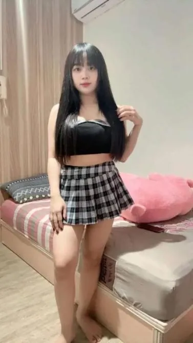 Young Sexy Asian Mix: Hot and Waiting For a Man to Satisfy Me - Image 2