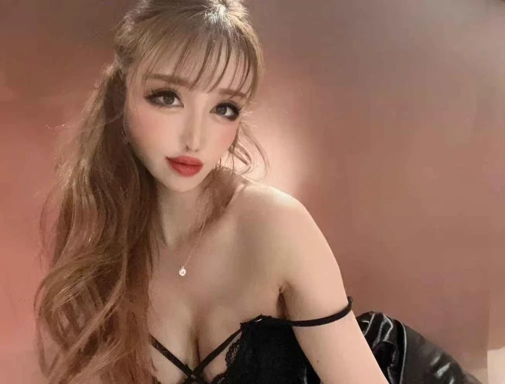 19 yo hot japanese young - special offer, Greater Dandenong - Image 4