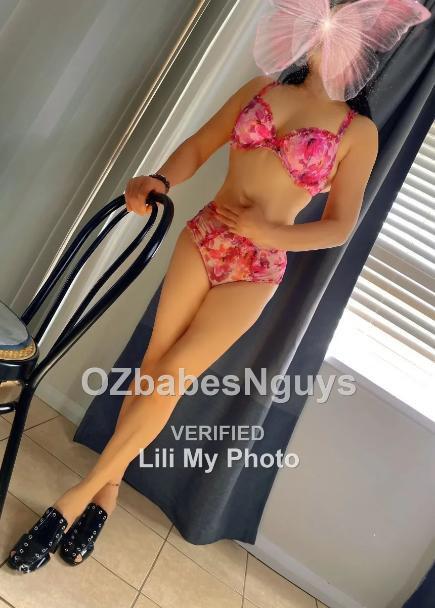 QUALITY FULL NUDE BODY MASSAGE WITH HAPPY ENDING or BJ + C I M - Image 3