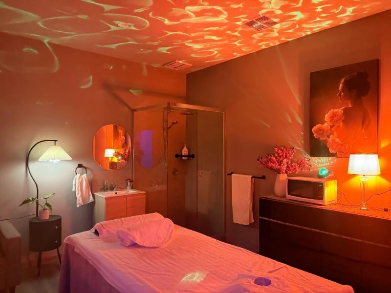 Bubble SPA, HyDroMassage, Prostate/Lingam & Deep Oiled Relief! - Image 6