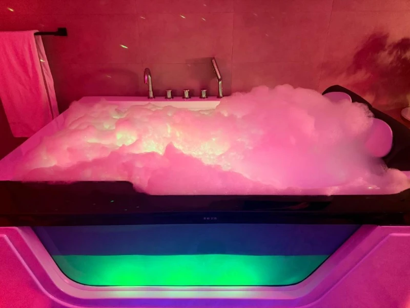 Bubble SPA, HyDroMassage, Prostate/Lingam & Deep Oiled Relief! - Image 7