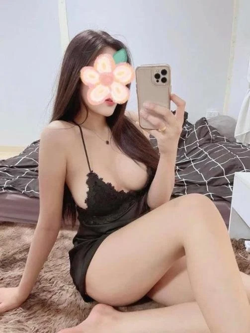 Horny CUM Girl - New in Town, Part Time & 5 Star GFE/PSE Avail! - Image 3