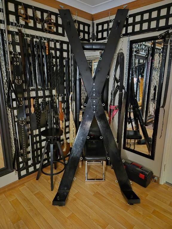 Mistress Dahlia - Perthâ€™s Alluring New Femdom - Image 4