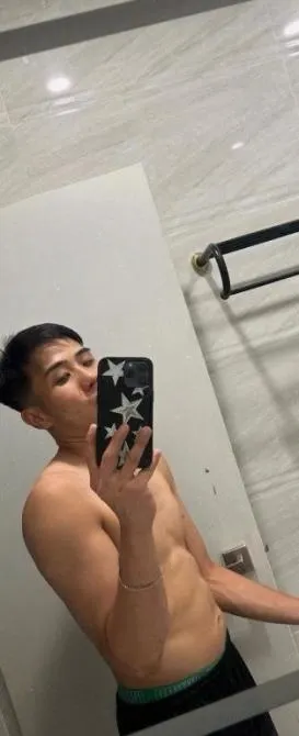 Cute Asian Twinkie, an Irresistible Male Escort - Image 3