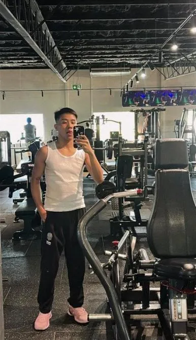 Cute Asian Twinkie, an Irresistible Male Escort - Image 6